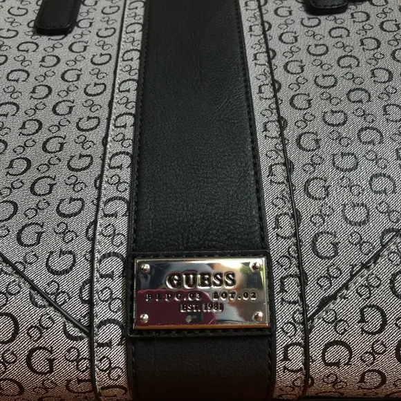 Guess Purse/Tote Bag - Picture 7 of 14
